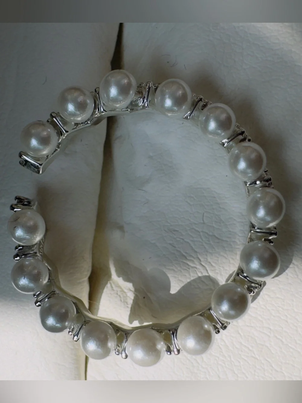Silver Pearl & Crystal Women's Ring - Timeless Elegance